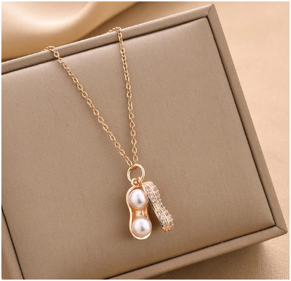 Peanut Pearl Pendant Necklace